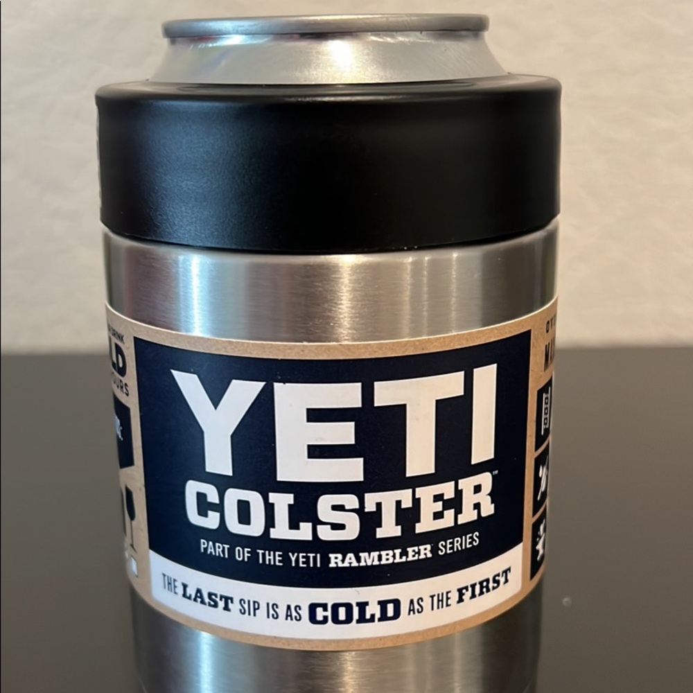 YETI Colster Rambler NWT